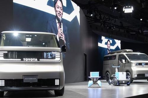 Toyota dẫn đầu doanh số ô tô toàn cầu trong nửa đầu năm 2026