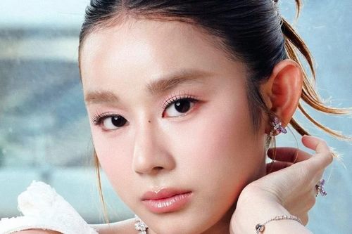Thư Đan giải thích về mối quan hệ với N.H, mốc thời gian ra sao mà gây tò mò?
