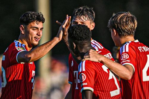 Bayern Munich thắng giao hữu 15-0