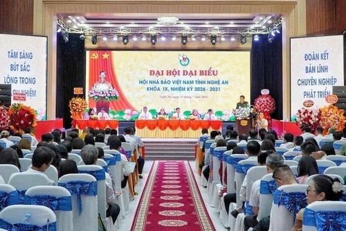 Xây dựng đội ngũ người làm báo bản lĩnh, chuyên nghiệp, nhân văn và hiện đại