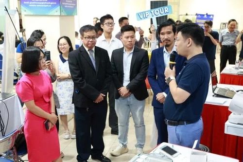 Kết nối công nghệ, xây dựng hệ sinh thái y tế thông minh