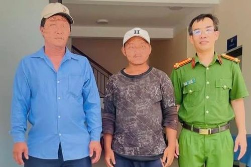 Công an xã giúp người đi lạc đoàn tụ gia đình