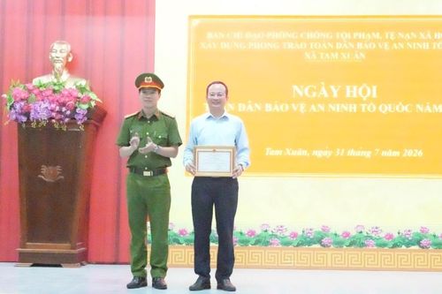 Nhân dân và cán bộ xã Tam Xuân phát huy hiệu quả phong trào bảo vệ an ninh Tổ quốc