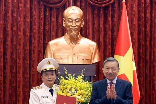 Thứ trưởng Bộ Công an Đặng Hồng Đức được thăng hàm Thượng tướng