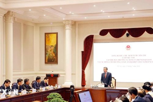 Tổng Bí thư, Chủ tịch nước Tô Lâm chủ trì buổi làm việc với Tập thể Ban Thường vụ Đảng ủy Bộ Ngoại giao