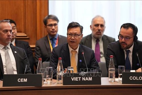 Đối ngoại kết nối nguồn lực phục vụ phát triển đất nước