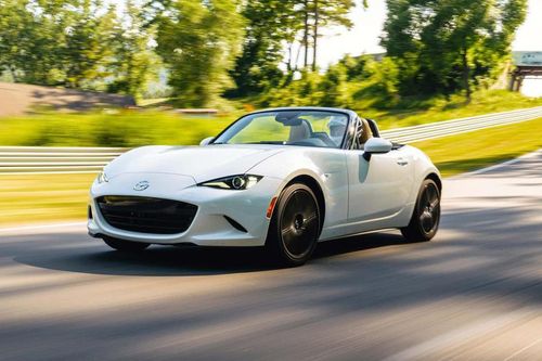 Mazda lên kịch bản điện hóa mẫu xe thể thao MX-5