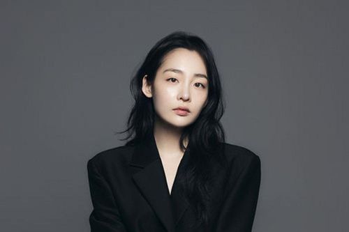 Kim Min Ha đón cột mốc mới sau màn giảm 16kg