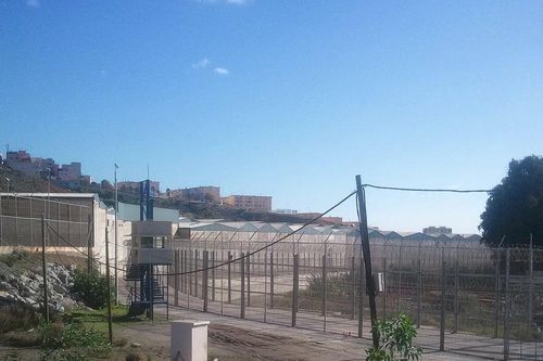 Làn sóng di cư vào Ceuta gia tăng, Tây Ban Nha tăng cường bảo vệ biên giới