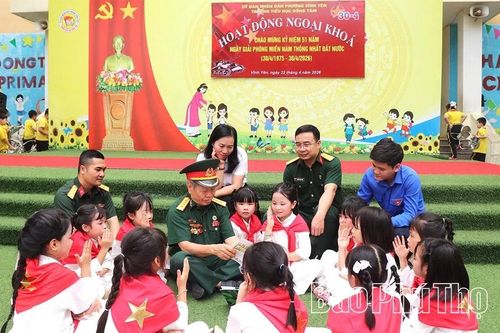 Tiếp lửa truyền thống cho thế hệ trẻ