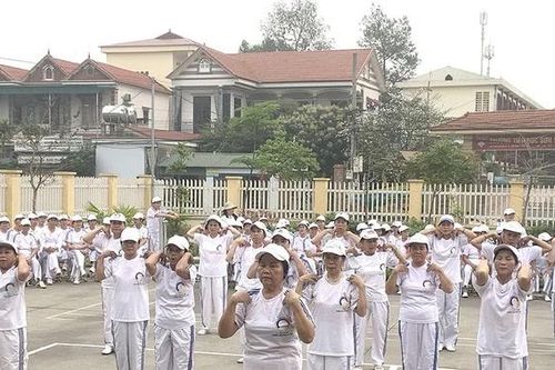 Người cao tuổi Phùng Nguyên sống vui, sống khỏe theo gương Bác Hồ