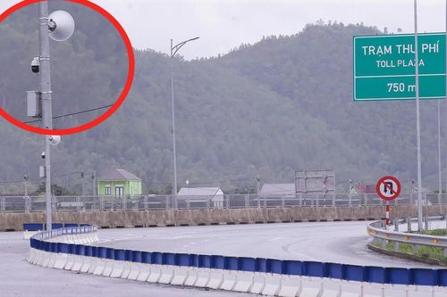 Camera AI ngăn xe máy vào cao tốc Diễn Châu - Bãi Vọt