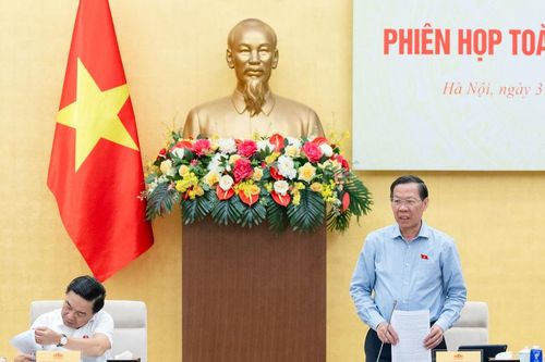 Ủy ban Kinh tế và Tài chính thẩm tra 1 dự án Luật, 3 dự thảo Nghị quyết