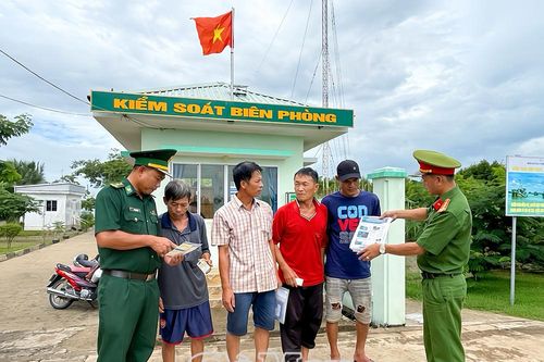 'Lá chắn thép' phòng ngừa ma tuý nơi cửa biển
