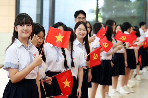 Chính thức: TPHCM công bố chính sách học phí, và các khoản thu đầu năm học mới 2026 - 2027