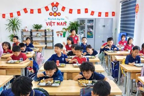 Nâng cao chất lượng bữa ăn bán trú, vì sự phát triển toàn diện của trẻ