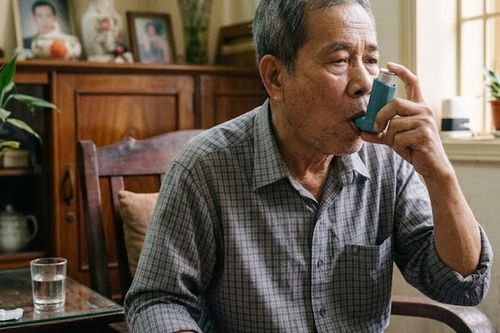 Vì sao người mắc COPD nên tập sức mạnh?