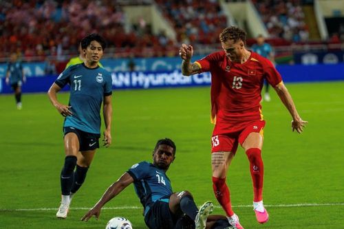 Highlight Việt Nam vs Singapore: Mất điểm tiếc nuối
