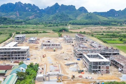Nghệ An dồn toàn lực hoàn thiện trường học liên cấp vùng biên