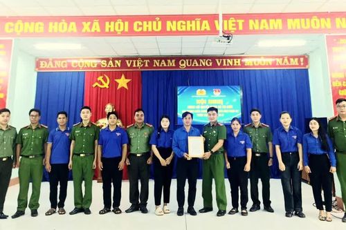 Gia Lai: Ra mắt “Đội Thanh niên xung kích vì Nhân dân phục vụ” xã Ia O
