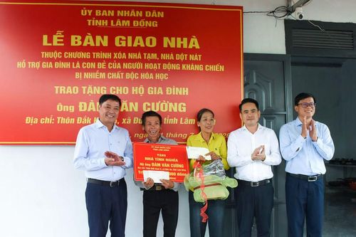Mái ấm từ sức mạnh đại đoàn kết