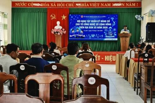 Tp. Huế: Tổ chức Hội nghị tập huấn kỹ năng số cho Tổ Công nghệ số cộng đồng trên địa bàn xã A Lưới 1