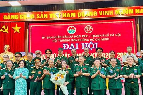 Phát huy truyền thống 'Bộ đội Cụ Hồ' tích cực đóng góp phát triển địa phương
