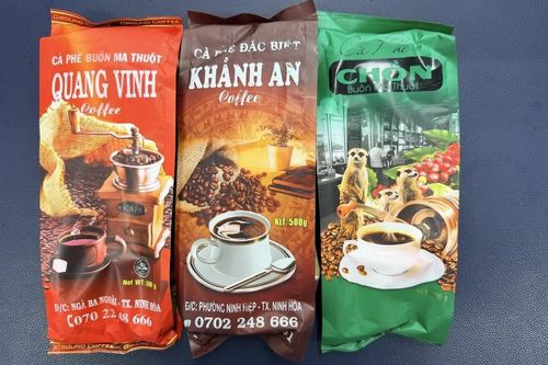 Hai chủ cơ sở sản xuất cà phê bị khởi tố cùng một tội danh