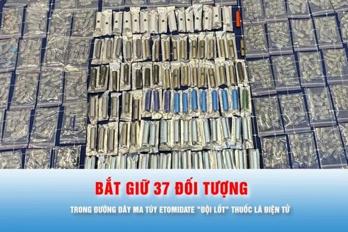 Podcast bản tin thời sự 2-8: Bắt giữ 37 đối tượng trong đường dây ma túy Etomidate 'đội lốt' thuốc lá điện tử