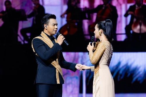 Musique de Salon 21: 'Radio: Tự tình quê hương' tiếp tục ra Hà Nội, biến khán phòng thành trạm phát thanh của miền thương nhớ