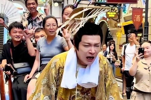 Nam diễn viên 'Thần điêu đại hiệp' làm phu kéo xe khiến nhiều người xót xa