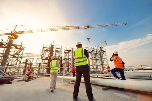Bức tranh lợi nhuận nhóm xây dựng: Vinaconex, Coteccon và Hòa Bình cùng tụt dốc, HHV hạ nhiệt sau quý lãi kỷ lục