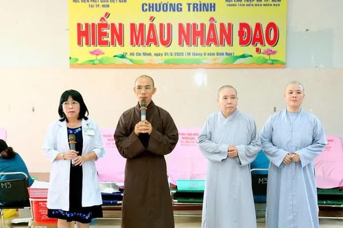 Hơn 200 đơn vị máu do các Tăng Ni sinh viên Học viện Phật giáo VN tại TP.HCM hiến tặng cứu người