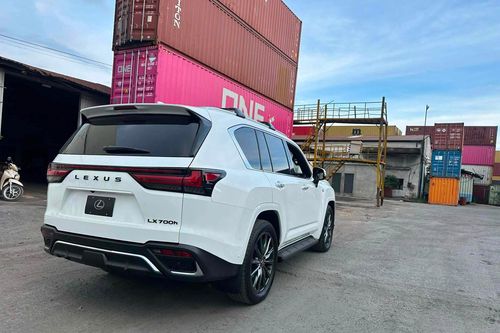 Chiếc Lexus LX 700h đầu tiên về Việt Nam