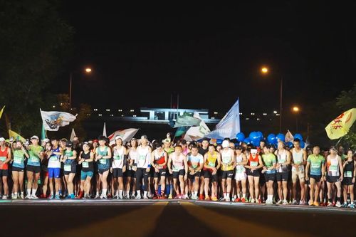 Trải nghiệm âm nhạc sôi động trên đường phố