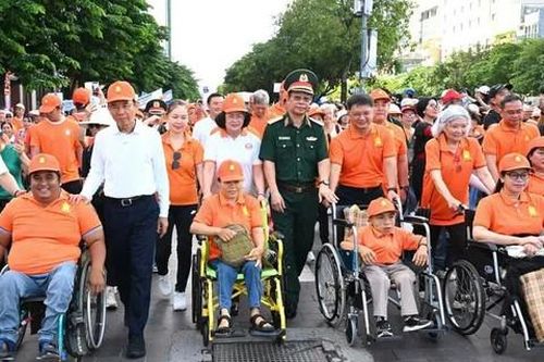TPHCM: Hơn 5.000 người đi bộ lan tỏa nghị lực sống của những nạn nhân chất độc da cam