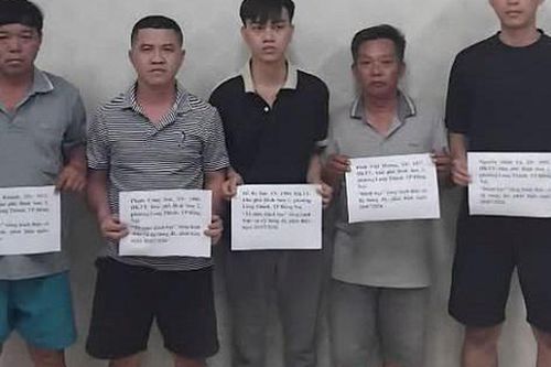 Cá độ gần 100 triệu đồng trong trận chung kết World Cup, 5 người bị tạm giữ