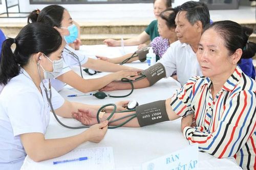 Gần 30% dân số cả nước đã được khám sức khỏe định kỳ, khám sàng lọc miễn phí