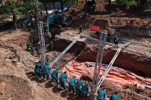 Quy tập thêm 14 bộ hài cốt liệt sĩ tại Công viên Lê Thị Riêng