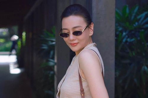 Về quê Phương Oanh, khám phá những ngôi nhà cổ ít người biết
