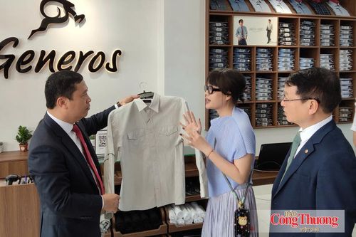 TS. Nguyễn Minh Phong: Xúc tiến thương mại đưa thời trang Việt lên chuỗi giá trị cao