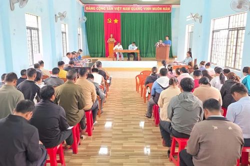 Phó Chủ tịch Thường trực Ủy ban MTTQ Việt Nam tỉnh Gia Lai dự sinh hoạt chi bộ làng Nang Long - O Sơr