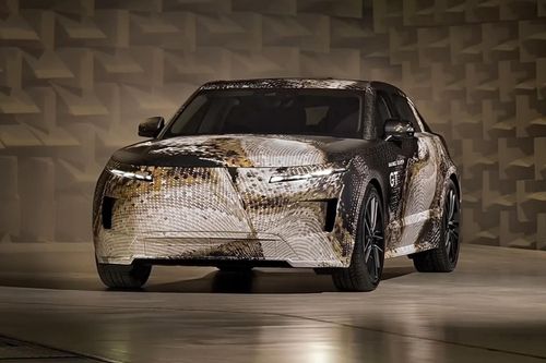 Range Rover GT chạy điện đầu tiên lộ diện