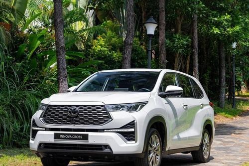 Toyota Việt Nam bán hơn 7.000 xe trong tháng 7