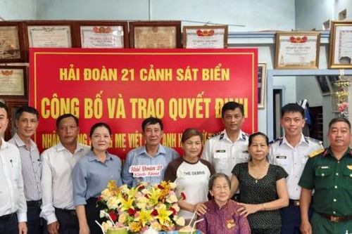 Hải đoàn 21 nhận phụng dưỡng Mẹ Việt Nam anh hùng tại Gia Lai