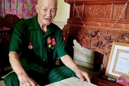Cựu chiến binh Thanh Hóa vẽ bản đồ, tìm được 165 mộ đồng đội