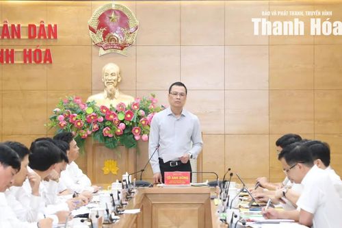 Chủ tịch UBND tỉnh Tô Anh Dũng làm việc với Ban Quản lý Khu Kinh tế Nghi Sơn và các Khu công nghiệpChủ tịch UBND tỉnh Tô Anh Dũng làm việc với Ban Quản lý Khu Kinh tế Nghi Sơn và các Khu công nghiệp