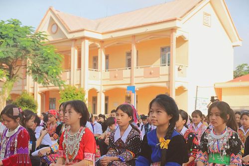 Huy động gần 470 triệu đồng từ phong trào 'Trường giúp trường'