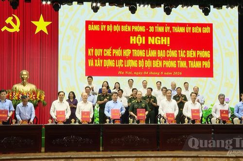 Ký quy chế phối hợp trong lãnh đạo công tác biên phòng