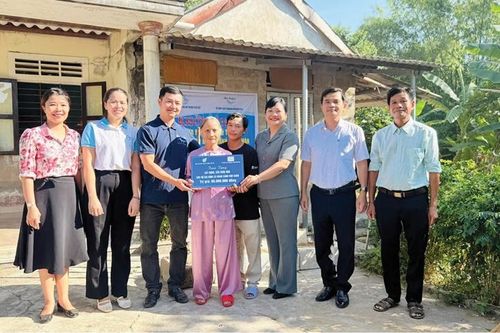 Chung tay xây mái ấm